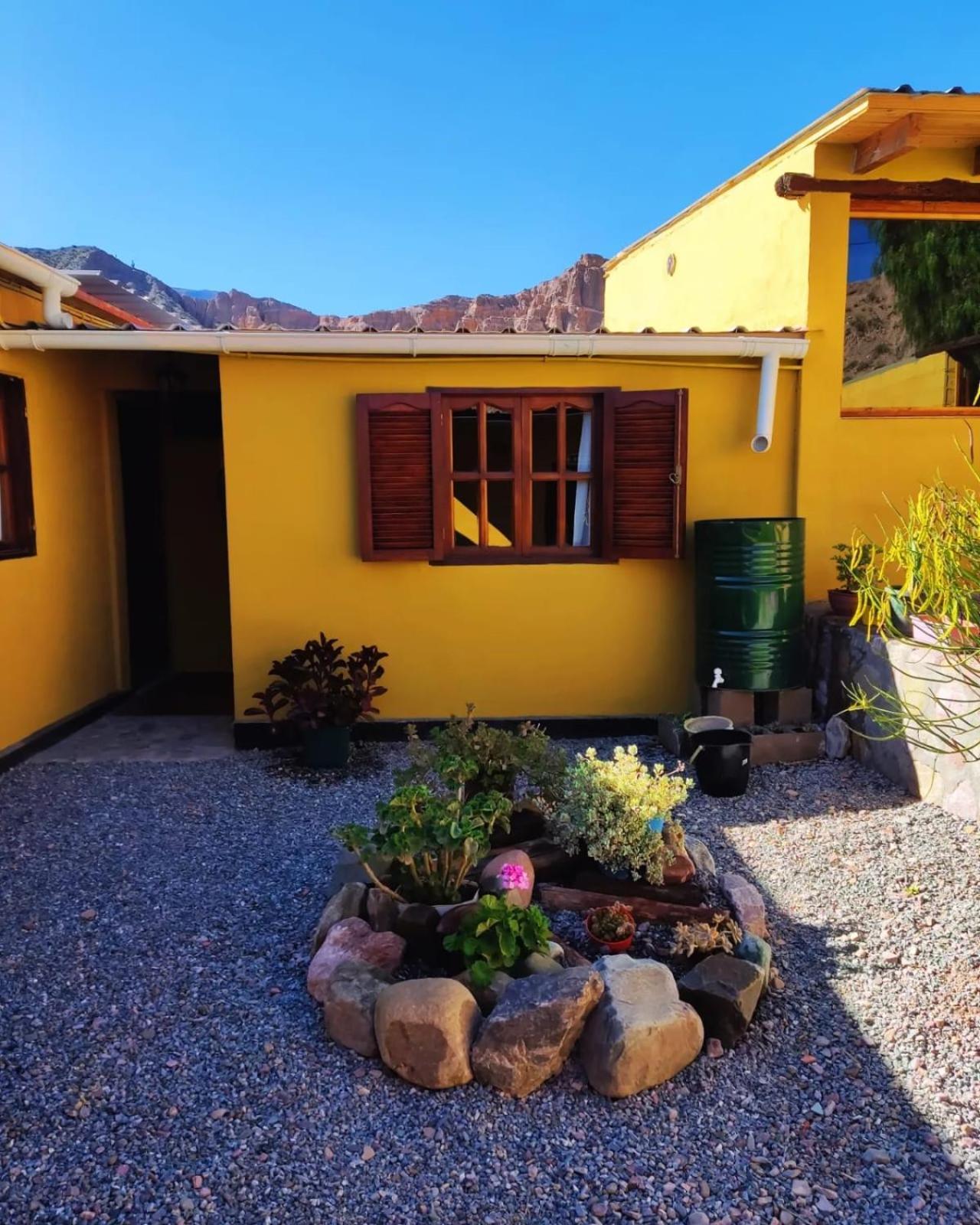 Retama Bed & Breakfast Tilcara Exterior photo